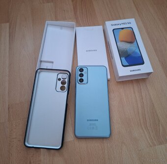 Samsung Galaxy - 6