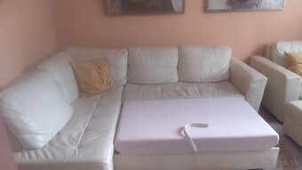 Kožené kreslo, taburetka a sedačka v tvare L - 6