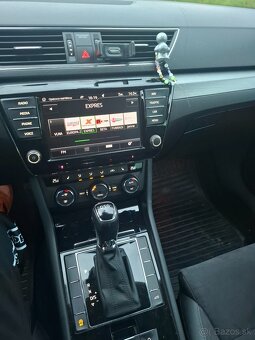 Skoda superb 3 2.0 tdi 110kw combi - 6