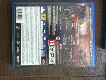 Predám PS4 jet black 1TB - 6