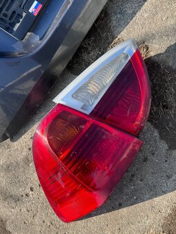Kufrové dvere zadne svetlá bmw e91 - 6