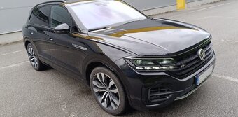 Volkswagen Touareg R-Line, luxusné a bezpečné SUV - 6