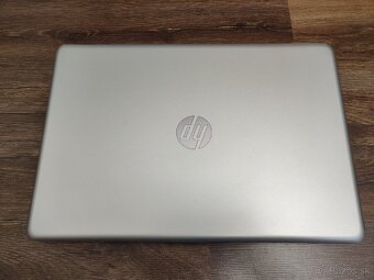 HP Pavilion 17-ab000nc Gaming -i5, 960m (4Gb GDDR5) - 6