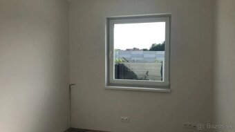 Na predaj 3 izbový RD v obci Lab - 6