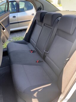 Opel Vectra 1.8 ,2005, sedan - 6