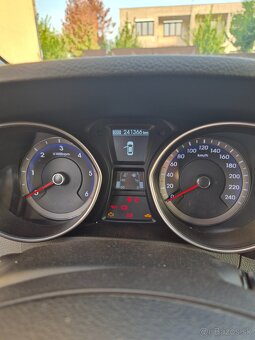 Predam Hyundai i30 CW Kombi 1.6i CRDi 16V DOHC Family - 6