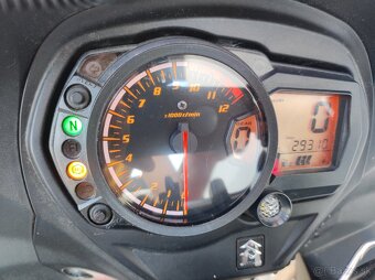 Suzuki GSX1250 FA 12/2015 - 6