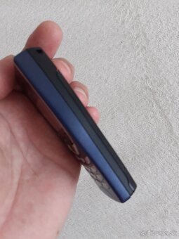 NOKIA 8210 - 6