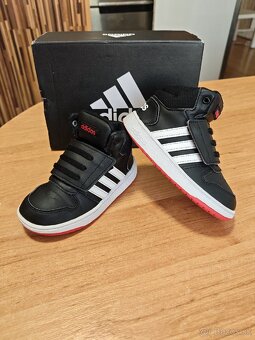 Adidas č.26 - 6