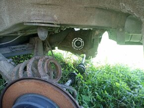 Rozpredám BMW E36 316i Compakt - 6