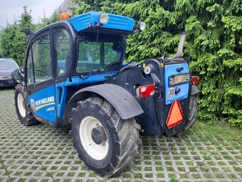 Teleskopický manipulátor New Holland LM 5030 - 6