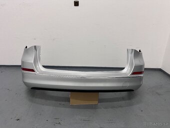 Opel Astra J Kombi face zadní část kufr nárazník výztuha - 6