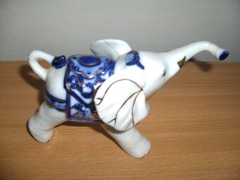 Sloník z čínskeho porcelánu 15x8 cm - bez vád - 6