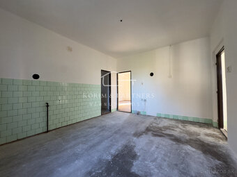 Perspektívny rodinný dom v centre obce Vrakúň - 6