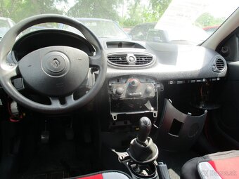 Renault Clio 3 grandtour rozpredam na nahradne diely - 6