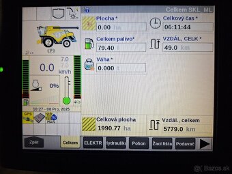 Predám kolesový kombajn New Holland CR 8.90 - 6