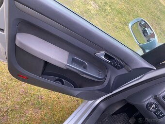 Predám vw Touran Facelift r 2007 1,9Tdi 77kw - 6
