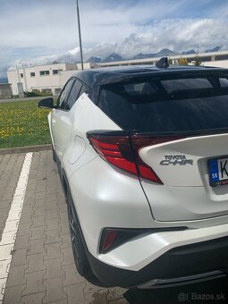 Toyota CH-R 2.0 Hybrid 2021 - 6