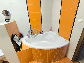 Svetlý, priestranný byt 87 m2 +7,04 m2 loggia, na skok… - 6