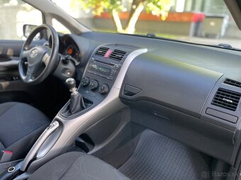 Toyota Auris 1.33 VVTi, Nová STK + EK - 6