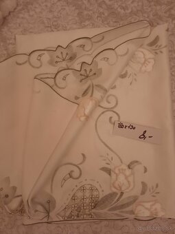 Obrusy na jedálenský stôl - 6