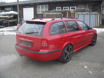 Skoda Octavia RS1 Kombi - 6