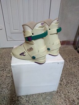 Retro lyže a lyžiarky - 6