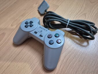 Predám Playstation 1 + 10 hier zadarmo. - 6
