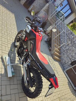 Aprilia tuareg 660 - 6