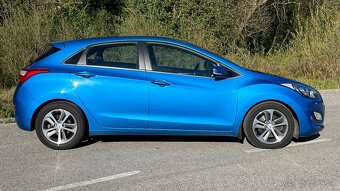Hyundai i30 1.6 CRDi M6 2.majiteľ, nove v SR - 6
