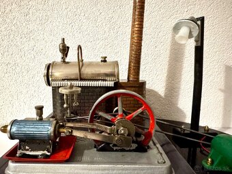 Wilesco parný stroj s generatorom a lampou - 6