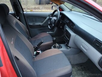 Škoda Octavia 1.6 - 6