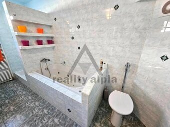 NA PRENÁJOM RODINNÝ DOM NA BÝVANIE, PODNIKANIE, SÍDLO FIRMY - 6