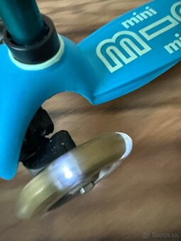Kolobežka Micro Mini Deluxe LED - 6