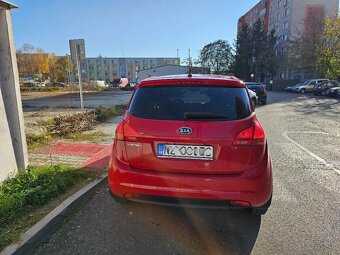 Kia Venga 1.4 66 kw - 6