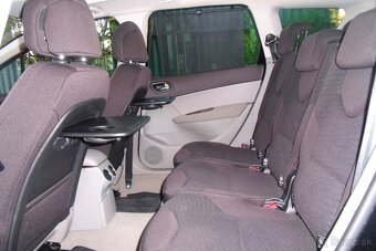 Peugeot 308 - 6