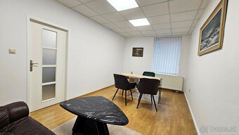 Adresa, ktorá zaujme: priestory 161 m² v srdci mesta, Žil - 6