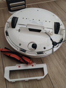 Roboticky vysavac Xiaomi Vacuum Mop Pro - 6