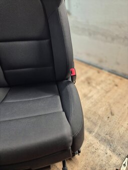 Predám sedačky sedadla audi q5 - 6