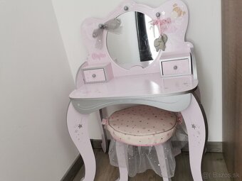 Detsky kozmeticky stolik - 6