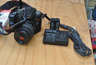 SONY a100 plus sony 18-55, prísl. - 6