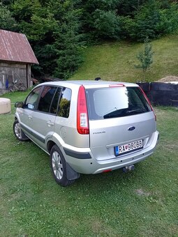 Ford Fusion 1.4 - 6
