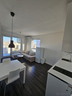 Svetlý 2-izbový byt v novostavbe s výhľadom Jégeho alej - 6