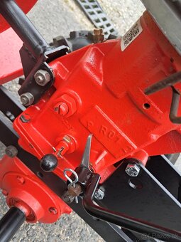 Malotraktor Vari s motorom honda gsv 190 - 6