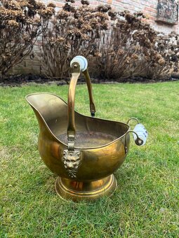 Staré nádoby na kvety - 6