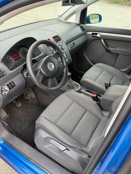 VW Touran 1.6 FSI – 7 miest, STK 11/2027, benzín - 6