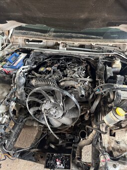Land Rover Range Rover Sport 3.0 TDV6 - 6