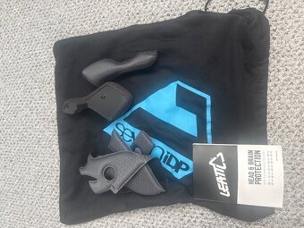 Leatt mtb 3.0 enduro prilba - 6