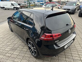 Volkswagen Golf GTD 2.0 TDi DSG - 6