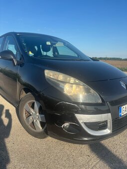 Renault Scenic - 6